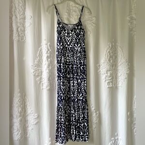 Elegant Navy and White Maxi Dress